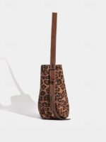 70Pcs Women's Suede-Like Faux Leather Tote with Leopard print - Image 5